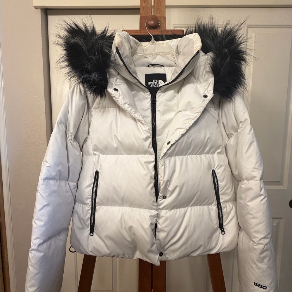 The North Face Women's Puffer Jacket in White with Black Fur